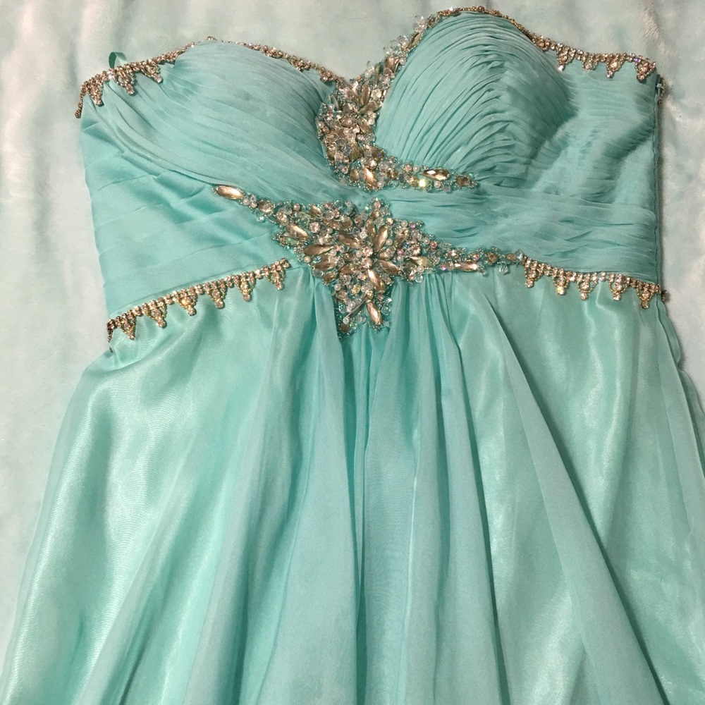 Prom Dress - Picture 2 of 2